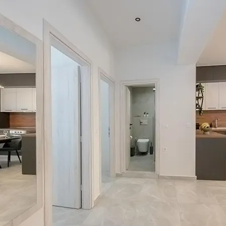 Luxury Chic Retreat Апартаменти