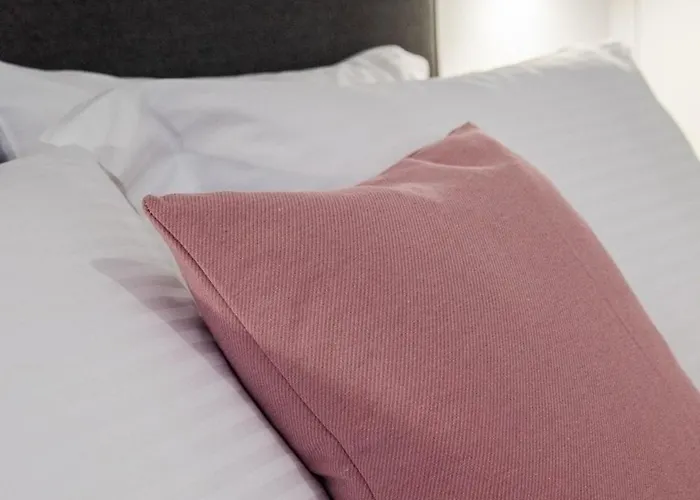 Апартаменти Luxury Chic Retreat