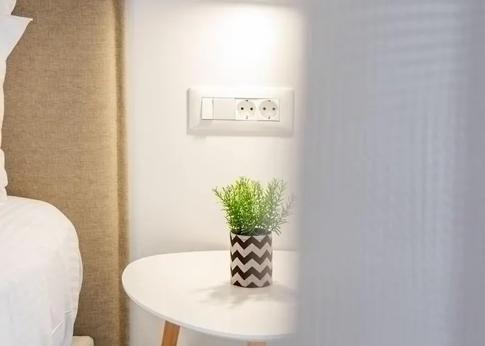 Luxury Chic Retreat *